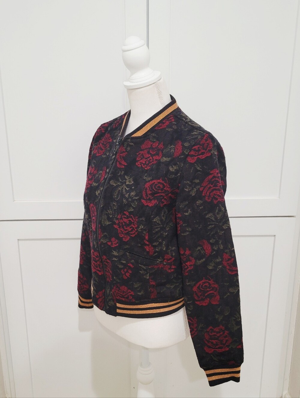Sanctuary Rose Seduction Black & Red Floral Bomber Jacket | Size Medium - Picture 2 of 8